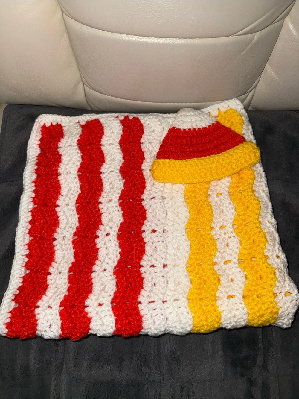 Halloween handmade Candy Corn Baby Crochet Costume Blanket & Hat